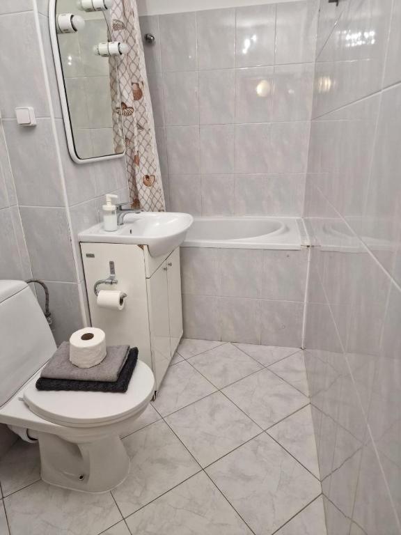 Nww Apartment Варшава Екстериор снимка